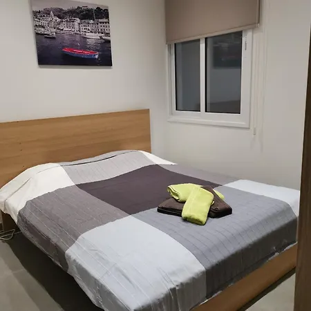 아파트 Martins 3 Bedroom Flat